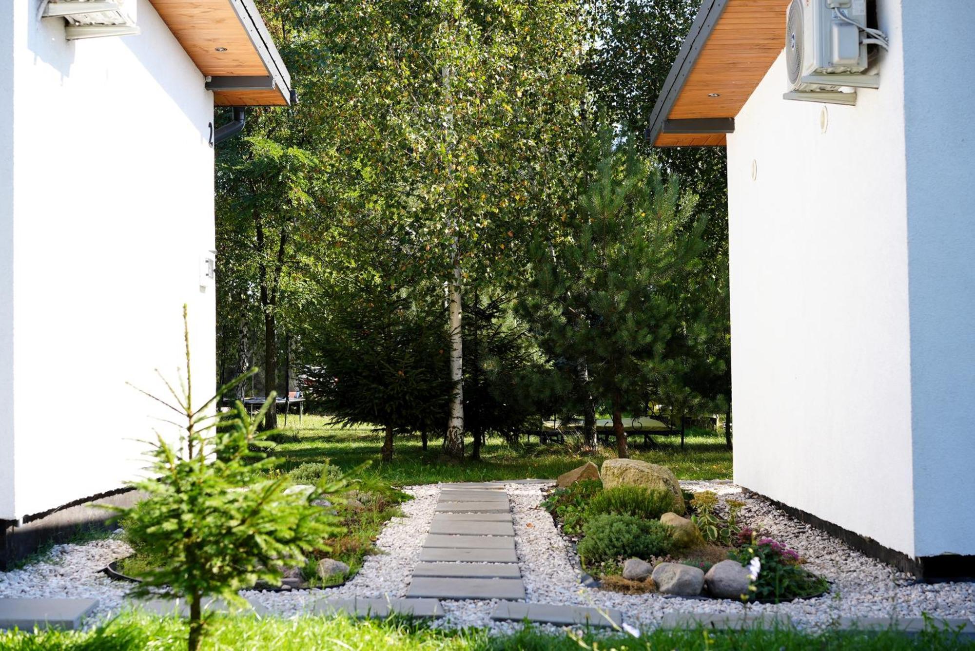 "Route 62" Airport Modlin Villa Golawin Exteriör bild